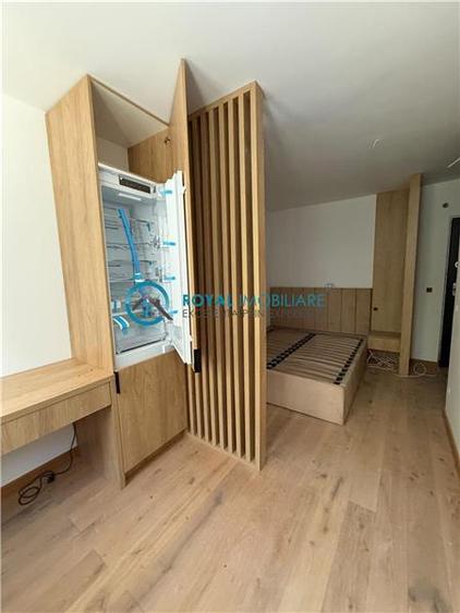 Royal Imobiliare - Vanzare garsoniera zona Vest