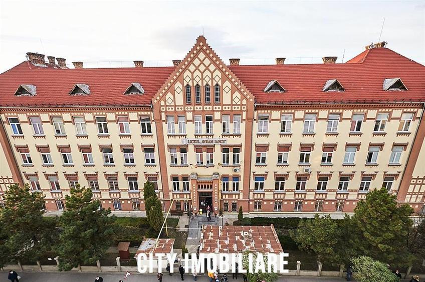 Apartament 2 camere LUX, parcare, Record Park