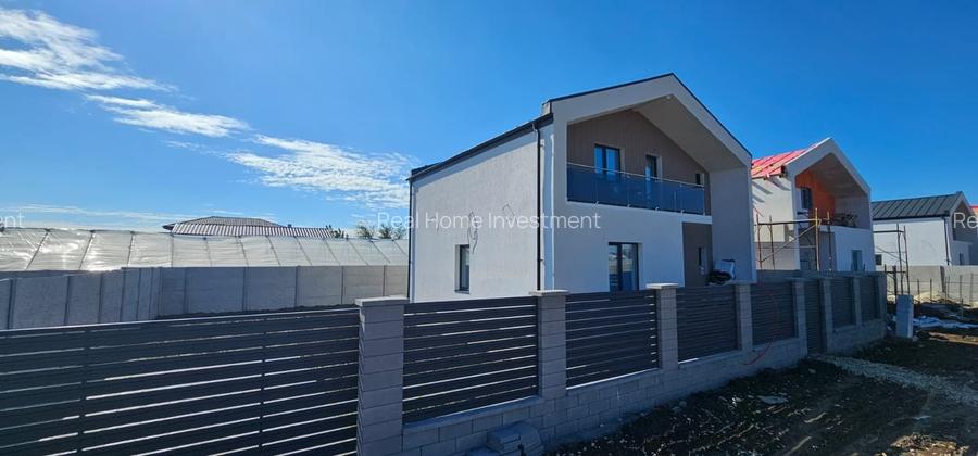 Casa  3/4/5 camere - Com.Berceni - 3