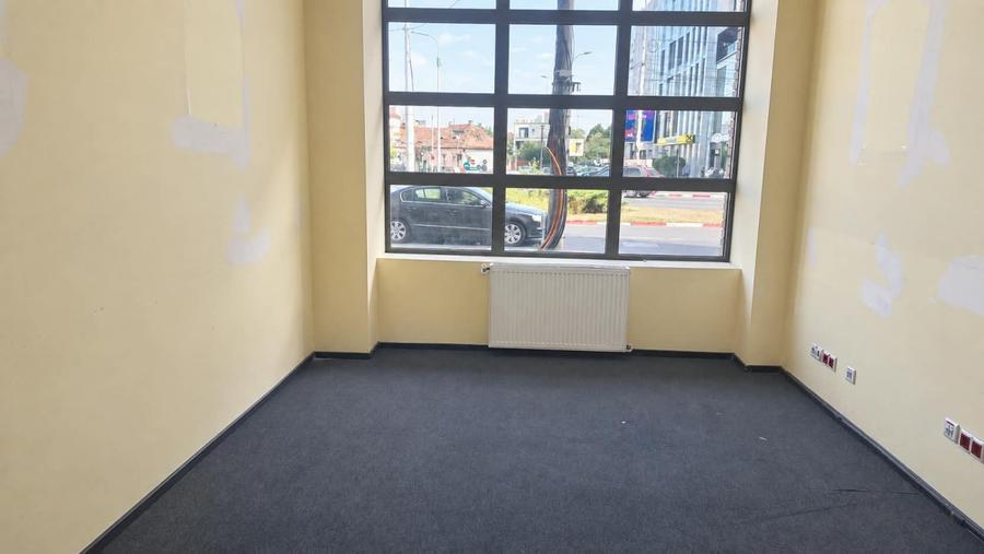Spațiu comercial de închiriat – 800 mp, Bd. Mihai Viteazul, Sibiu
