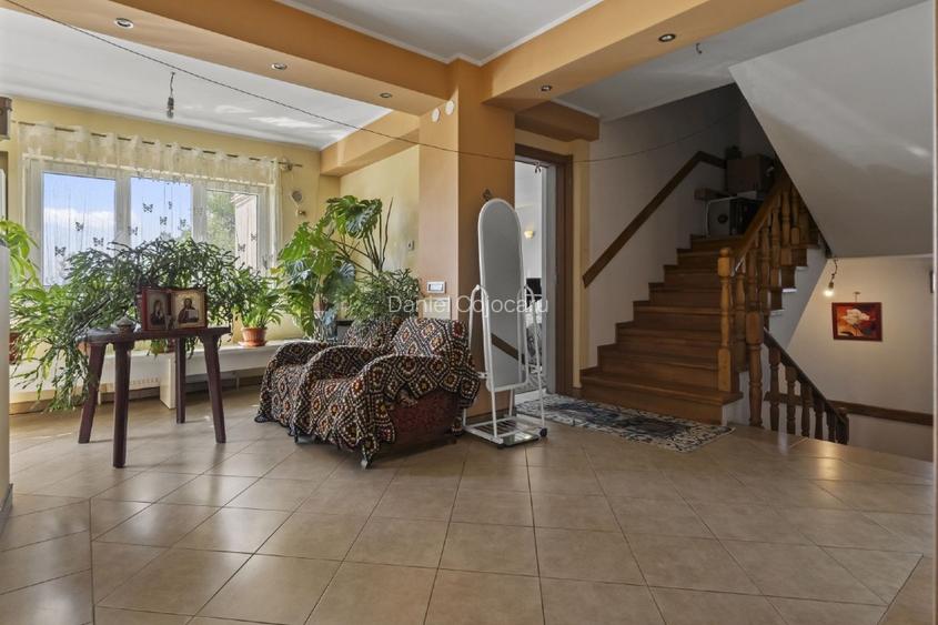 Vilă ideală pentru familie extinsă / 2-3 familii | D+P+1+M | Giulești-Sârbi - 8