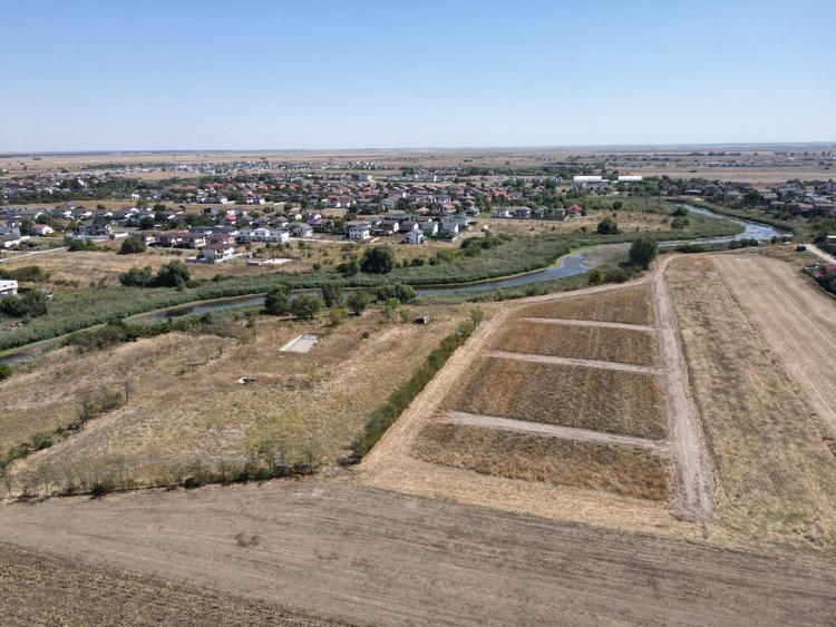 Teren Intravilan In Rate Com Berceni | superb, langa lac | #MG15