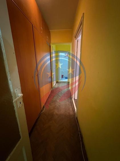APARTAMENT 4 CAMERE , ETAJ 3 din 4, 2 BAI, 2 BALCOANE, CALEA SEVERINULUI