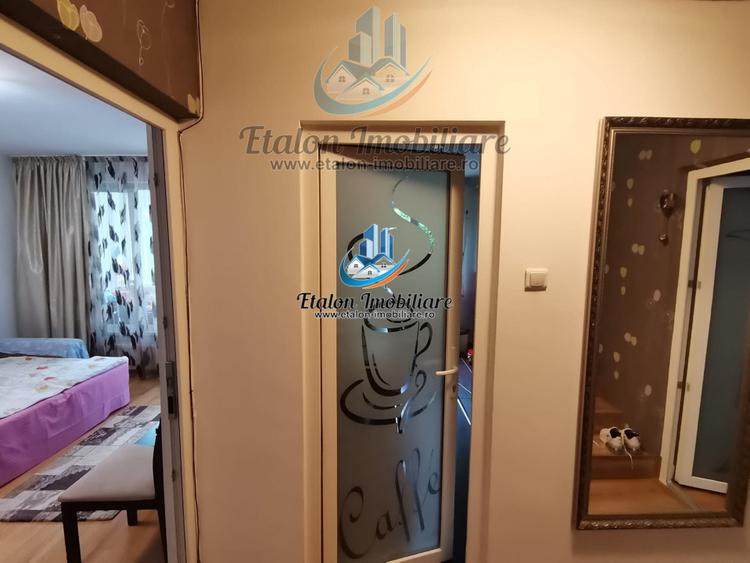 Apartament P+1, 4 camere, 2 bai, 3 balcoane, Zona Centrala Piatra Neamt