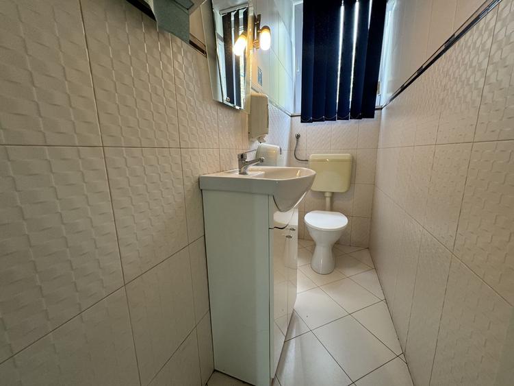 Clădire Multifuncțională de Vânzare în Târgu Mureș, Zona Gării