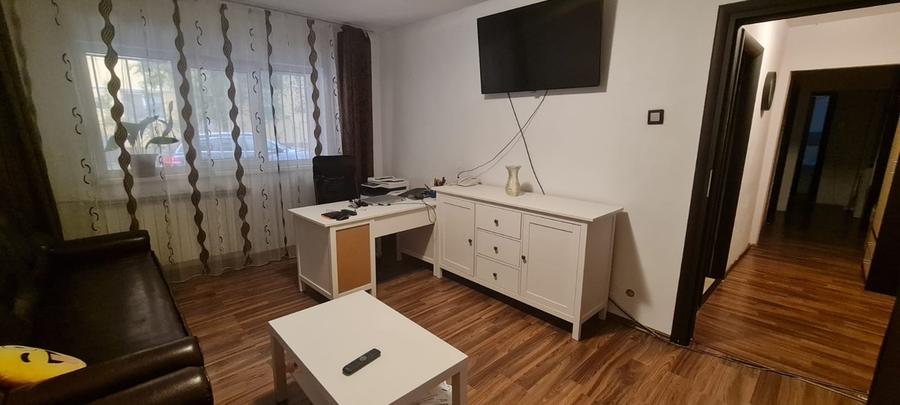Apartament Decomandat cu 2 Băi și Dressing, Parcare ADP, Parter/10, Metrou