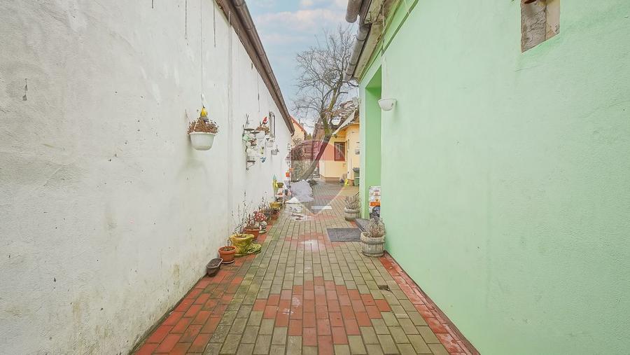 COMISION 0% | CORP DE CASA + CURTE-3 CAMERE | zona Grivitei - Blumana