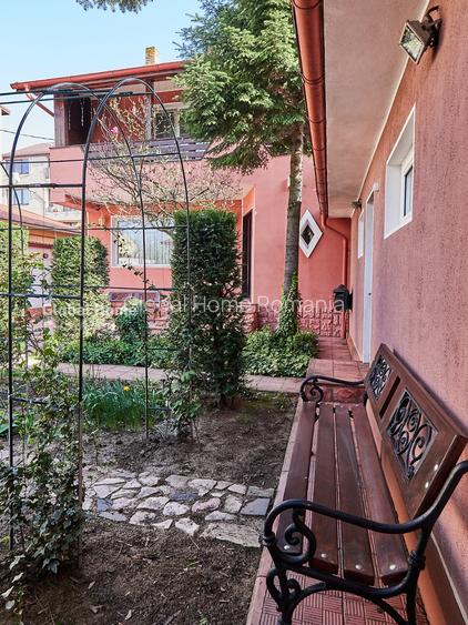 Casa 6 camere P+1+M | Bucurestii Noi | Metrou | Parcare | Sistem fotovoltaic |