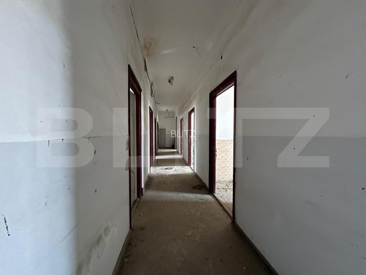 Hotel cu 44 camere, renovabil, poziționat ultracentral – oportunitate - 11