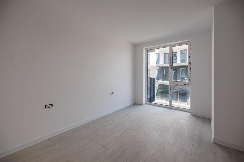 Apartament 3 camere, 2 bai, terasa 14 mp, ansamblu nou | Comision 0