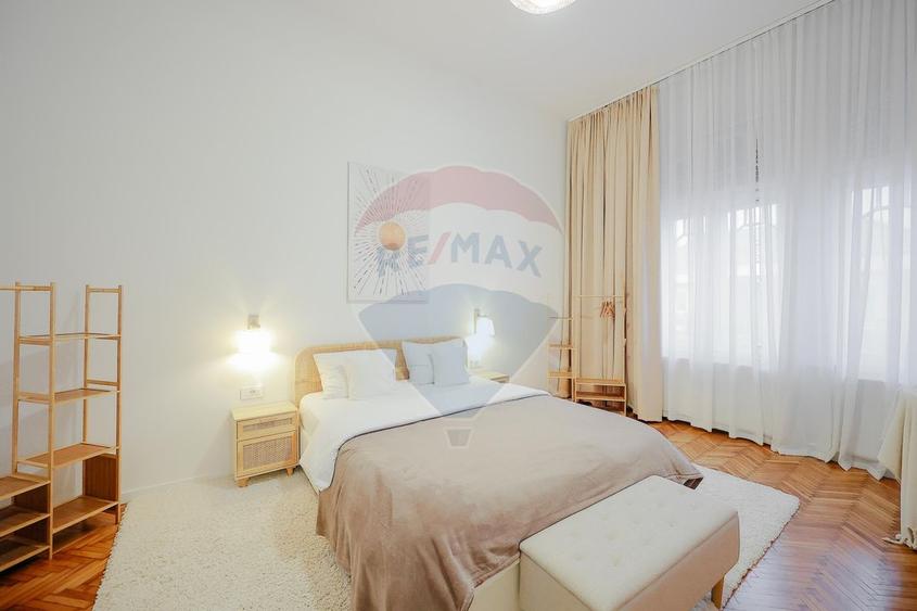Apartament premium cu 4 camere de închiriat - Ultracentral