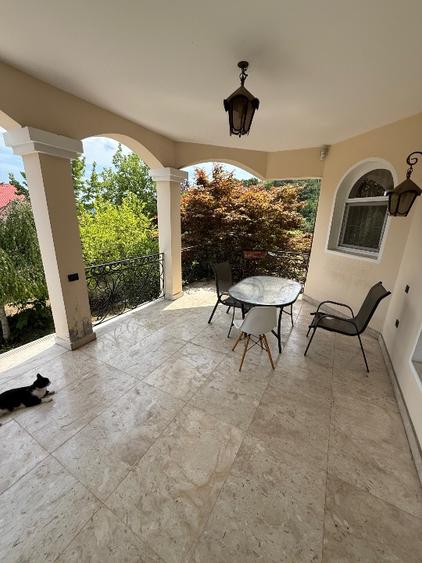 Casă individuală de închiriat | 250 mp utili | Teren 900 mp | Zona Sud – Râmnicu