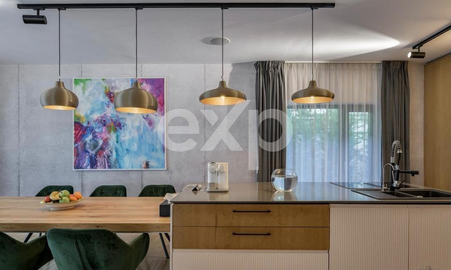 Vila 6 camere de inchiriat- Iancu Nicolae- comlex inchis, zona Cambridge -Zoo