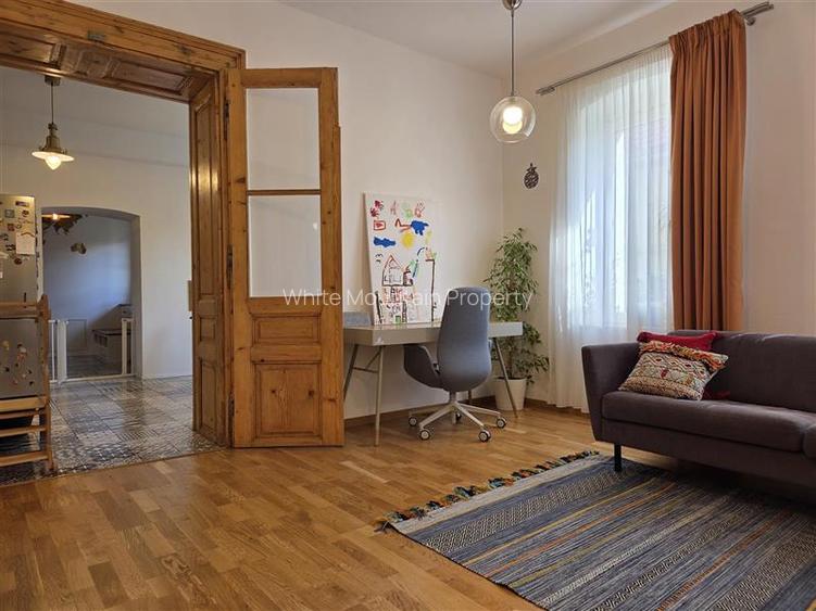 Apartament deosebit la casa str. De Mijloc - 38