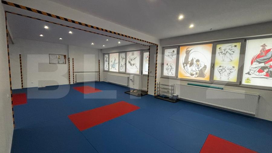 Spațiu comercial open space, demisol, 82 mpu, ideal fitness sau sală sport