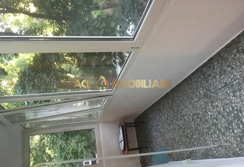 4 Camere de inchiriat | Costin Georgian | Metrou | Loc de parcare |