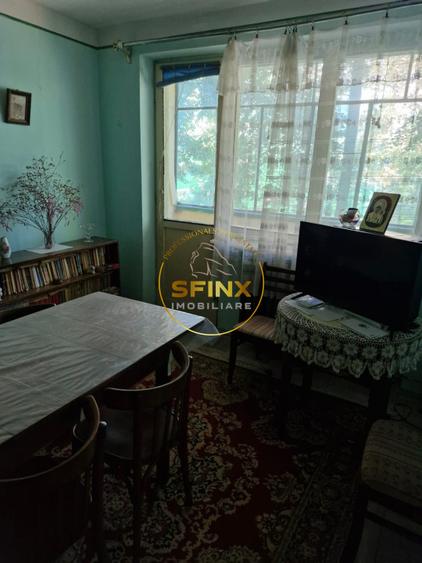 Apartament 3 camere, 51,6 mp cu balcon, etaj 1, Dorohoi – renovabil