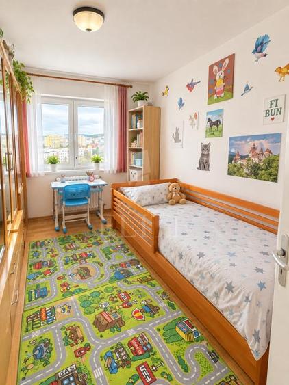 Apartament 3 camere în zona COMPLEX BIG