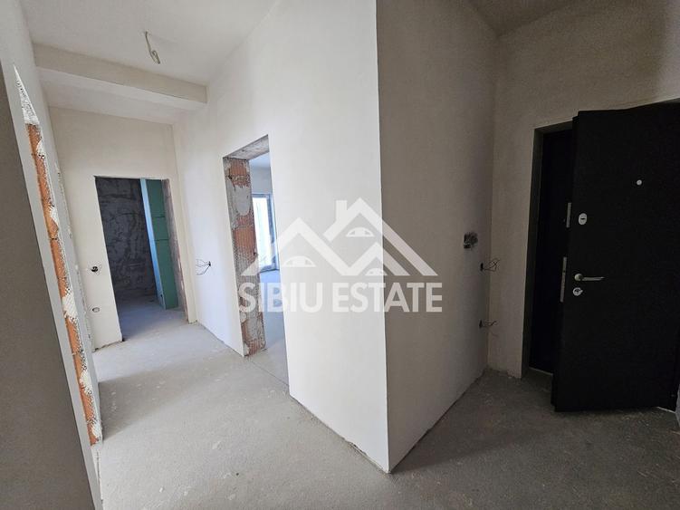 Apartament 2 camere decomandate, etaj 1