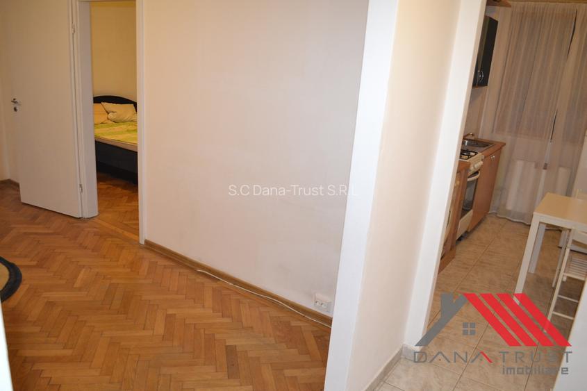 Apartament de închiriat cu 2 camere Ultracentral, strada Eminescu - 12