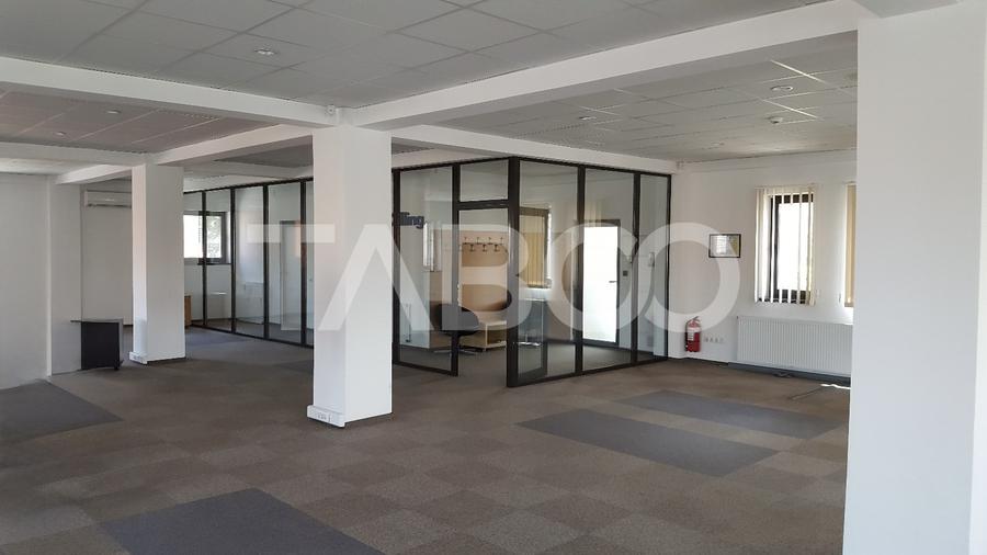 Cladire moderna cu teren 890 mp P+2E+ET birouri si spatiu comercial