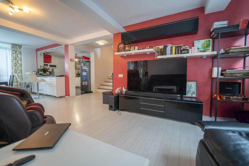 Casa individuala, P+M, complet mobilata , piscina si jacuzzi, comuna Berceni!