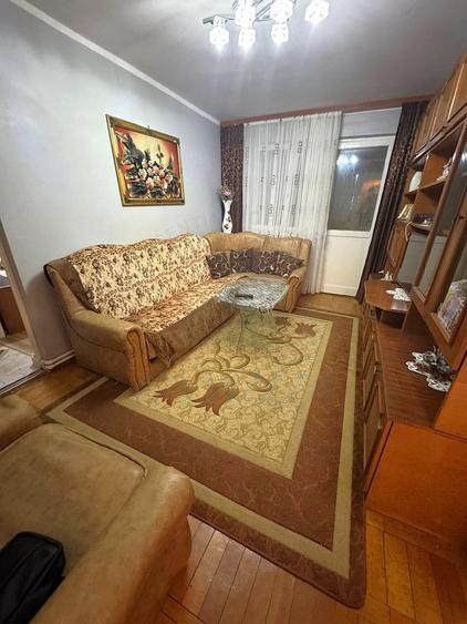 300 Euro-Inchiriere apartament 3 camere Micro 38