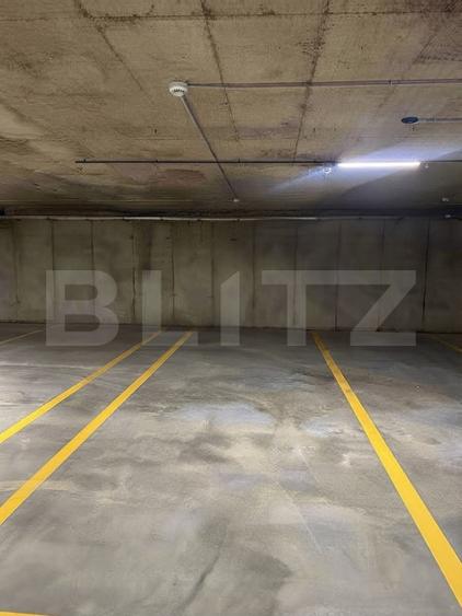 Studio de vanzare, 50 mp, terasa 14 mp, zona Calea Baciului