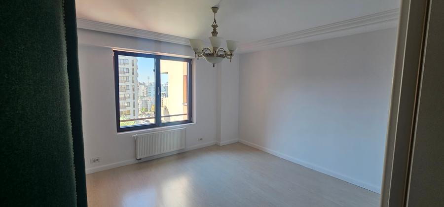 Inchiriere 4 camere Central Park
