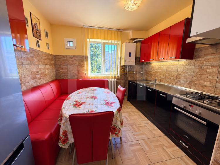 Apartament 2 camere, 56 mp, zona Cetate