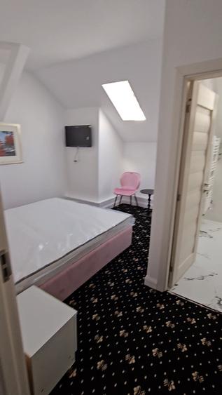 Pensiune cu 12 camere, renovata, Restaurant , Grigorescu