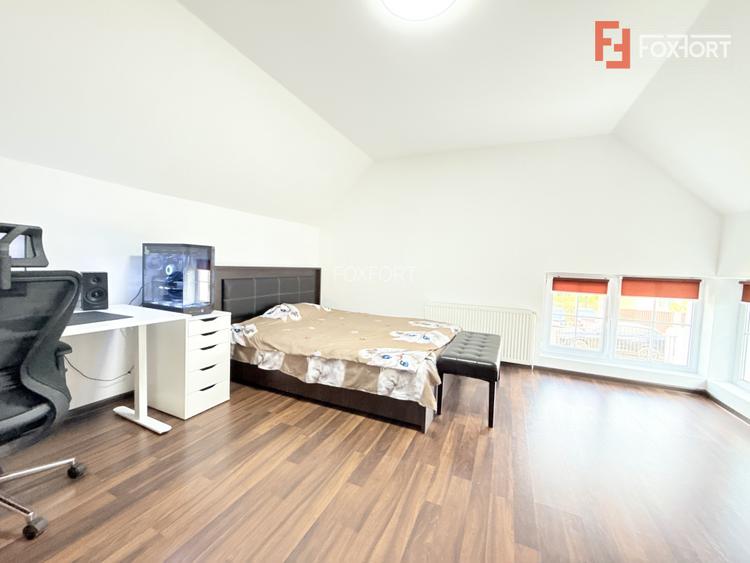 Casa cu 5 camere, 219 mp utili si 588 mp teren, de vanzare in Sanmihaiu Roman - 25