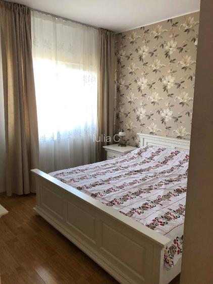 Vand casa in spate la Pleiada, 4 camere - 8