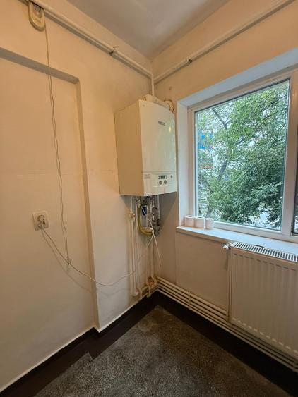 🏠 Apartament 3 camere de vânzare – Zona Gării - Str. Bârsei, Focșani 🔑 - 2/4