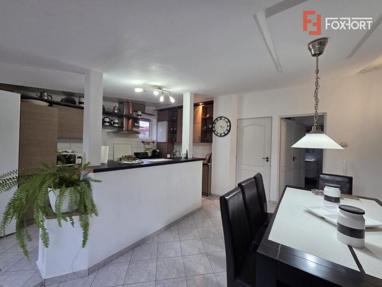 194 mp apartament de lux + 195 mp curte individuala, zona Centrala, Arad