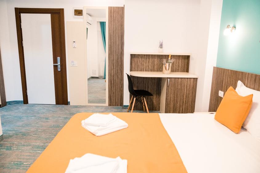 Vila/Pensiune P+2 15 camere de inchiriat Mamaia Sat Navodari