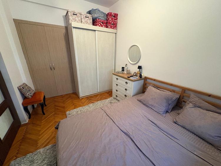 Piata Romana, 2 camere, centrala de bloc