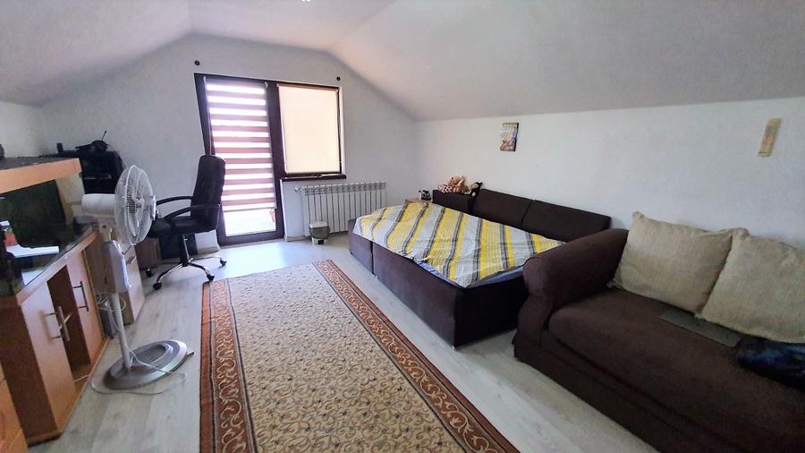 Casa 300 mp cu teren 430 mp Calea Poplacii