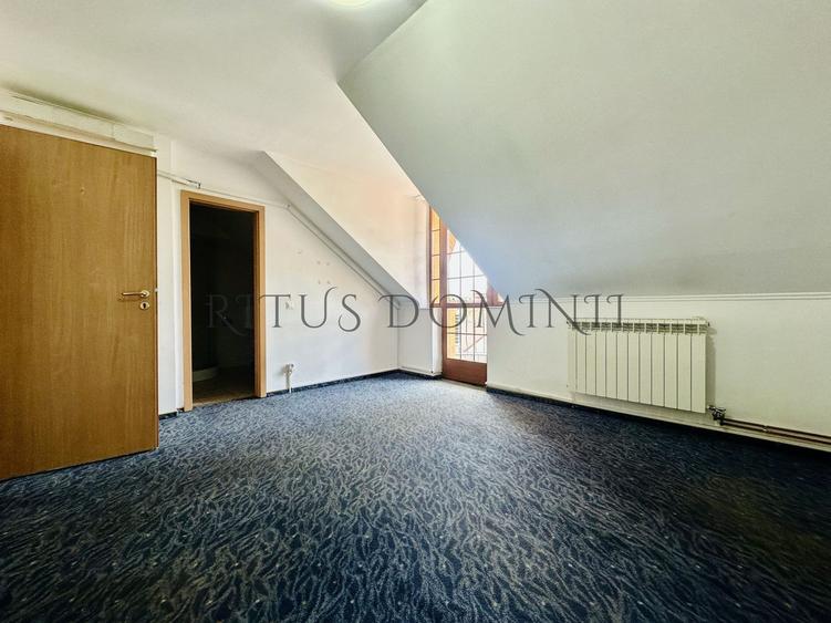 Casa de Închiriat Ultracentrala, 12 Camere, 10 Bai, 6 Parcari
