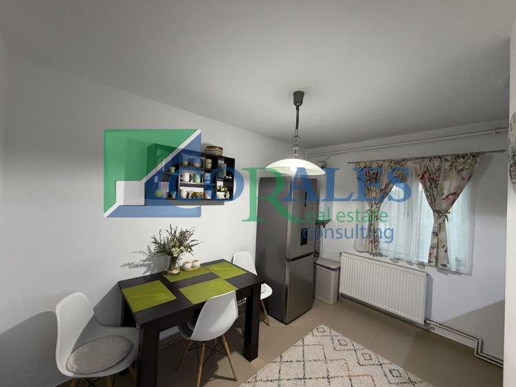 Apart. 3 cam, Dorobantilor, 2 bai, 82 mp, decomandat, centrala, mobilat, utilat