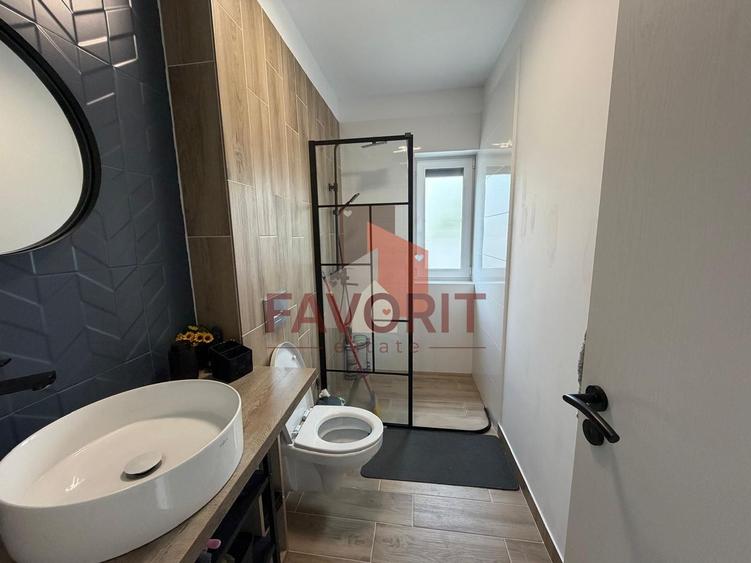 Duplex | 5 camere | Mobilat | Toate utilitatile | Asfalt | Utvin |