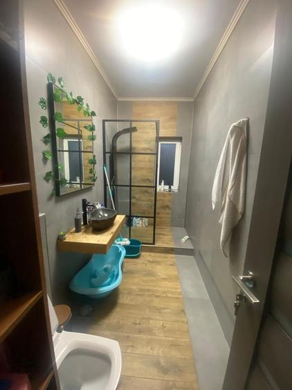 Apartament 2 camere, 60 mp, 2 balcoane, 1 parcare privată
