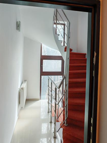 VANZARE CASA VILA TIP DUPLEX