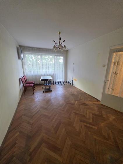 Apartament 3 Camere zona Strazii Closca