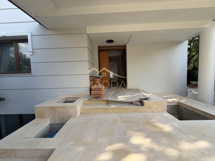 Vila Premium *800mp* // teren *963mp* / garaj cu 6 locuri* // Iancu Nicolae