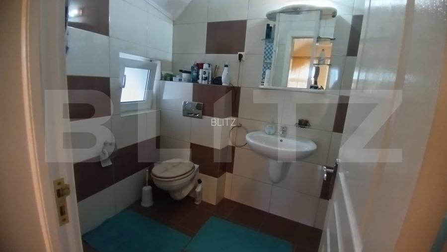 Casa de vanzare, pretabila pentru Pensiune sau regim hotelier - 6