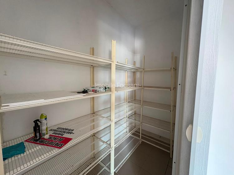 De închiriat: Spațiu Comercial 50 mp – Poziție Ultra-Centrală | Golești - 9