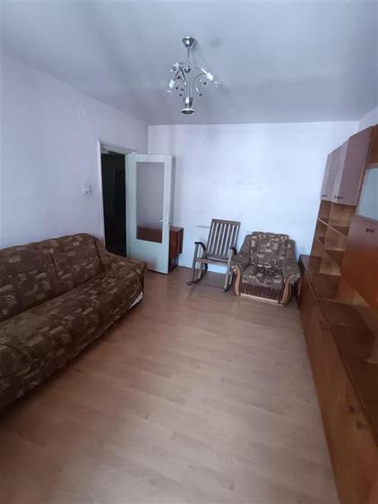 Pret Bun!  Apartament 3 camere Decomandat, 70mp zona Obor