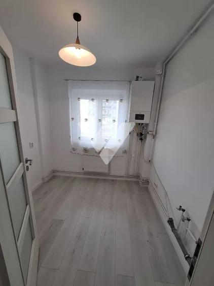 Apartament 2 camere decomandat, renovat, etaj 3/4 - zona Piata Rahovei