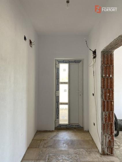 Comision 0% Duplex cu 3 camere si teren de 350 mp, zona linistita - Remetea Mare